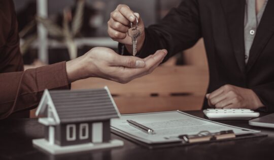How to Simplify Real Estate Closings